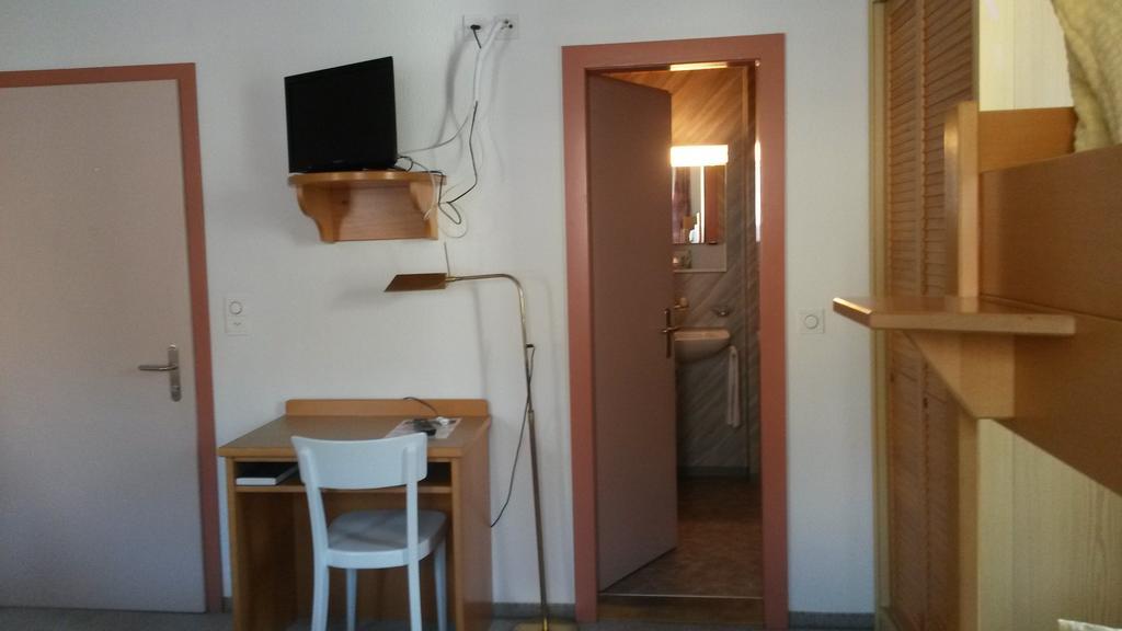 Tiefencastel Hotel Raetia מראה חיצוני תמונה